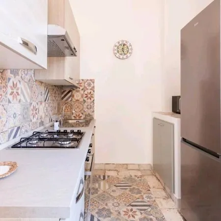 Merlo House - Inside The Historical Center Holiday home Palermo